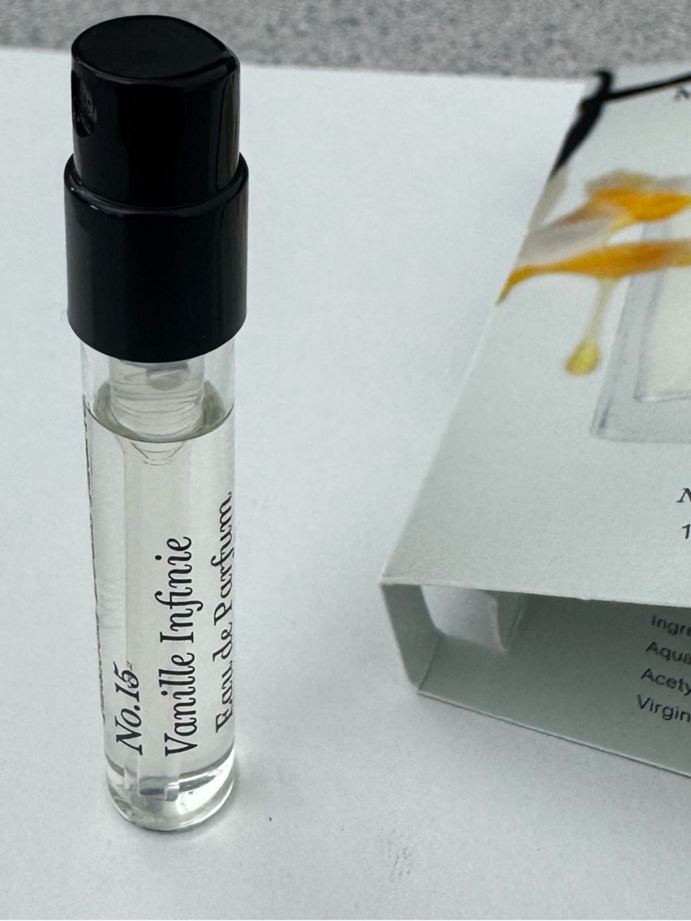 Maison Louis Marie No.15 Vanille Infinie Eau de Parfum Sample Spray